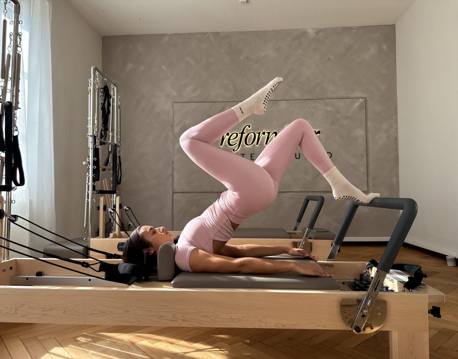 Pilates-studio-Moenchenegladbach-reformer-training-classes-reformerpilates